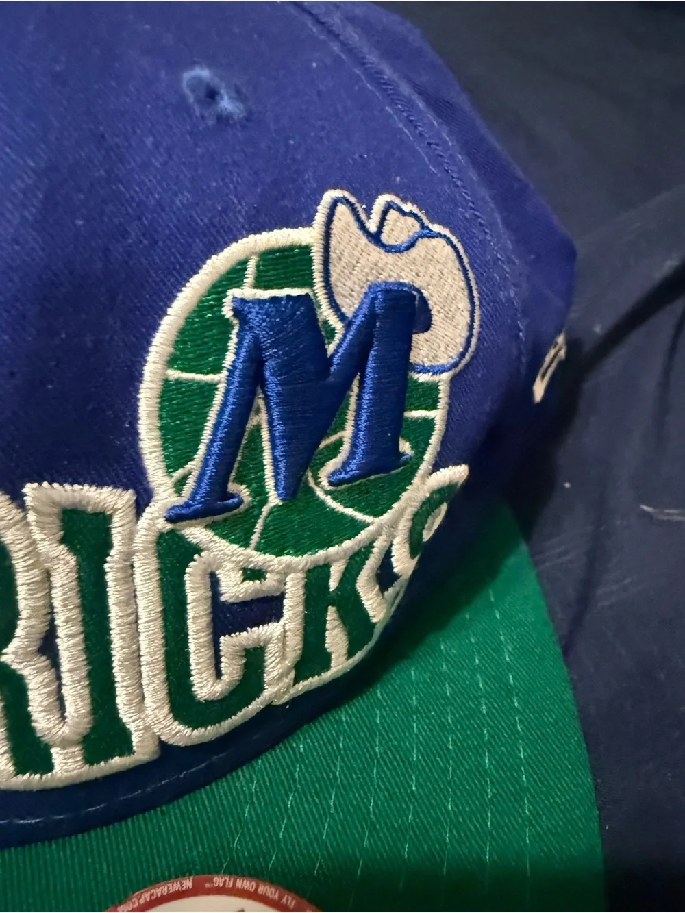 *USED* New Era Hardwood Classics Vintage Dallas Mavericks Snapback